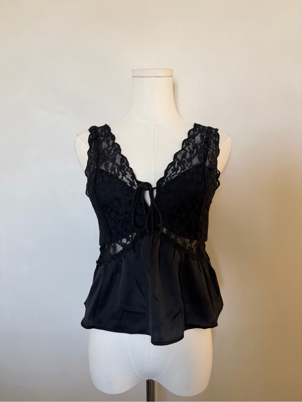 American Eagle Black Lace Peplum Cami Top | Tie Front | Size XS